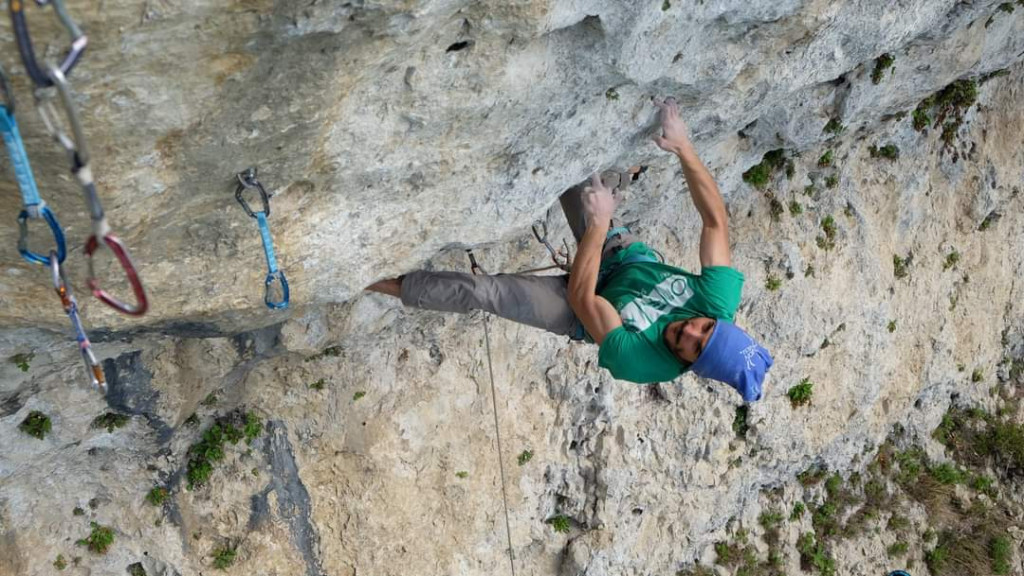 Katskhi Rock Climbing Toure